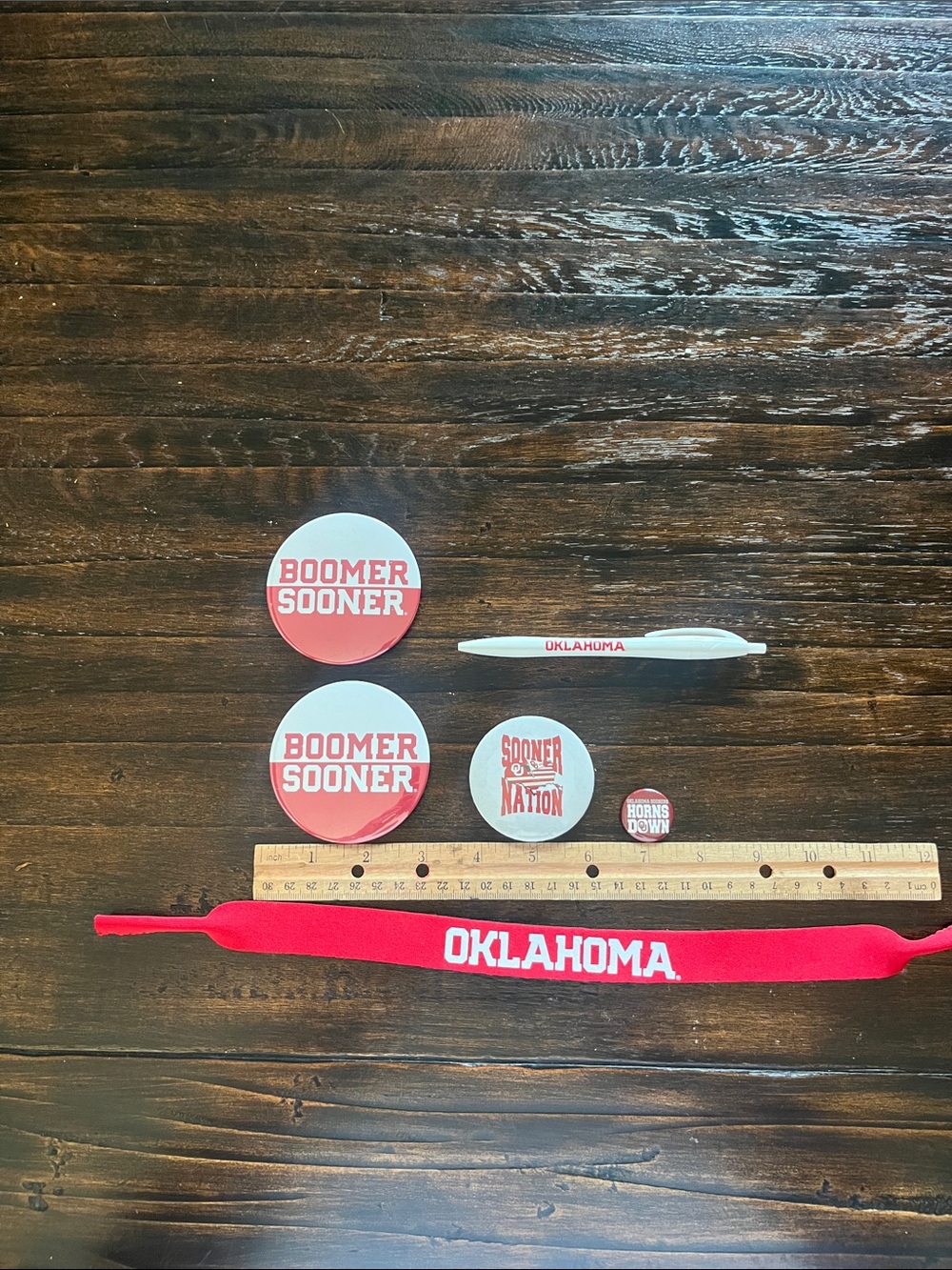 Oklahoma Boomer Sooner game day Buttons & sunglass strap OU